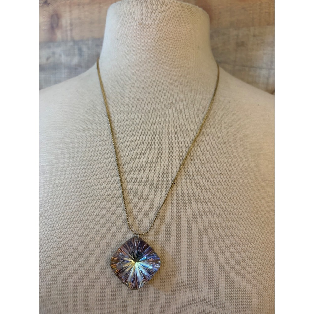 Vintage Iridescent Purple Sunburst Glass Pendant Necklace Gold Tone Chain 24"